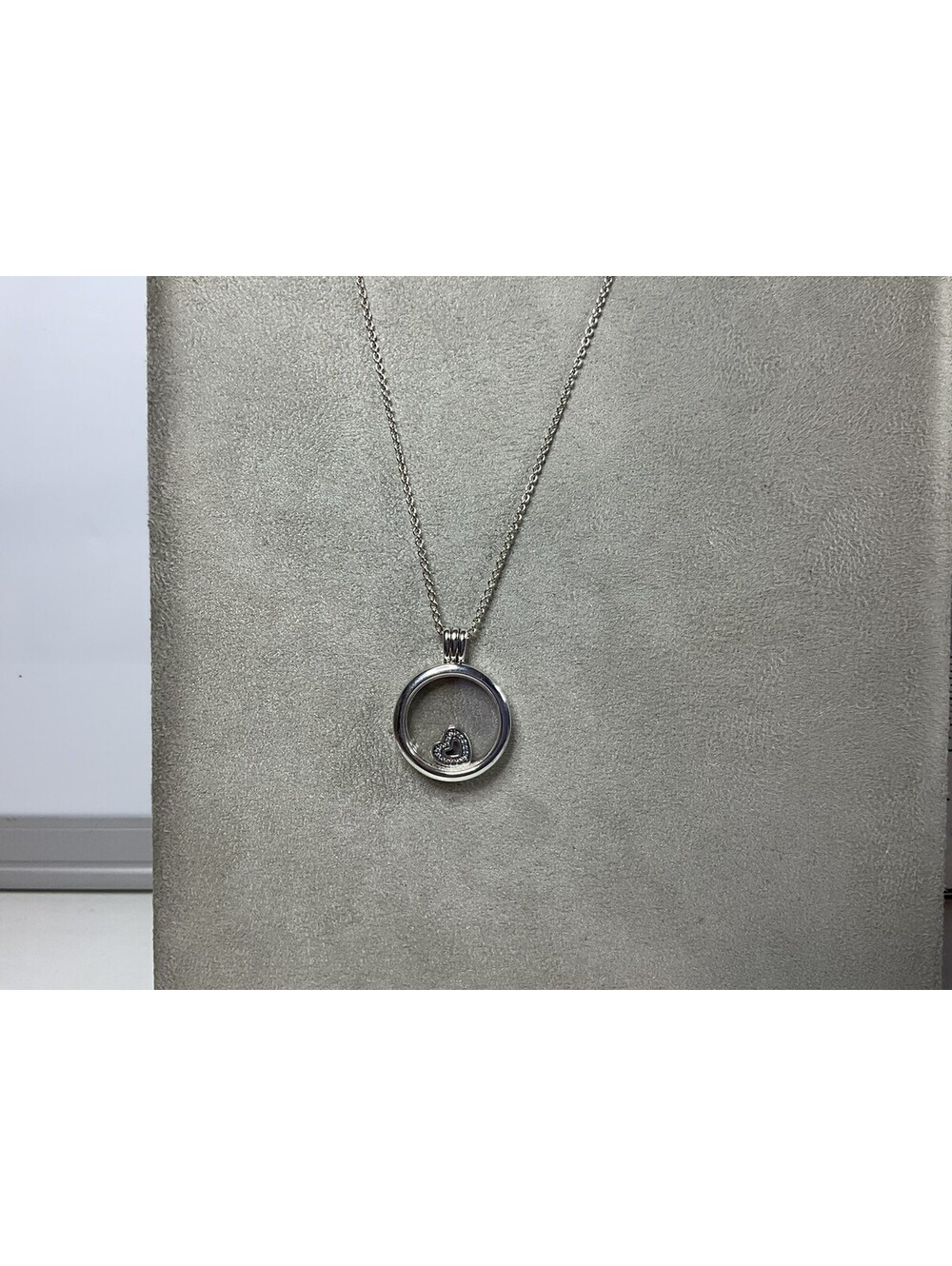 Pandora Floating Circle Locket Necklace With Sparkling Heart Charm 22” Adjustabl